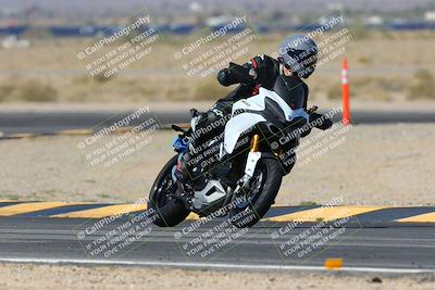 media/Mar-24-2025-Moto Forza (Mon) [[57ce5c5cff]]/3-Beginner Group/Session 2 (Turn 11)/